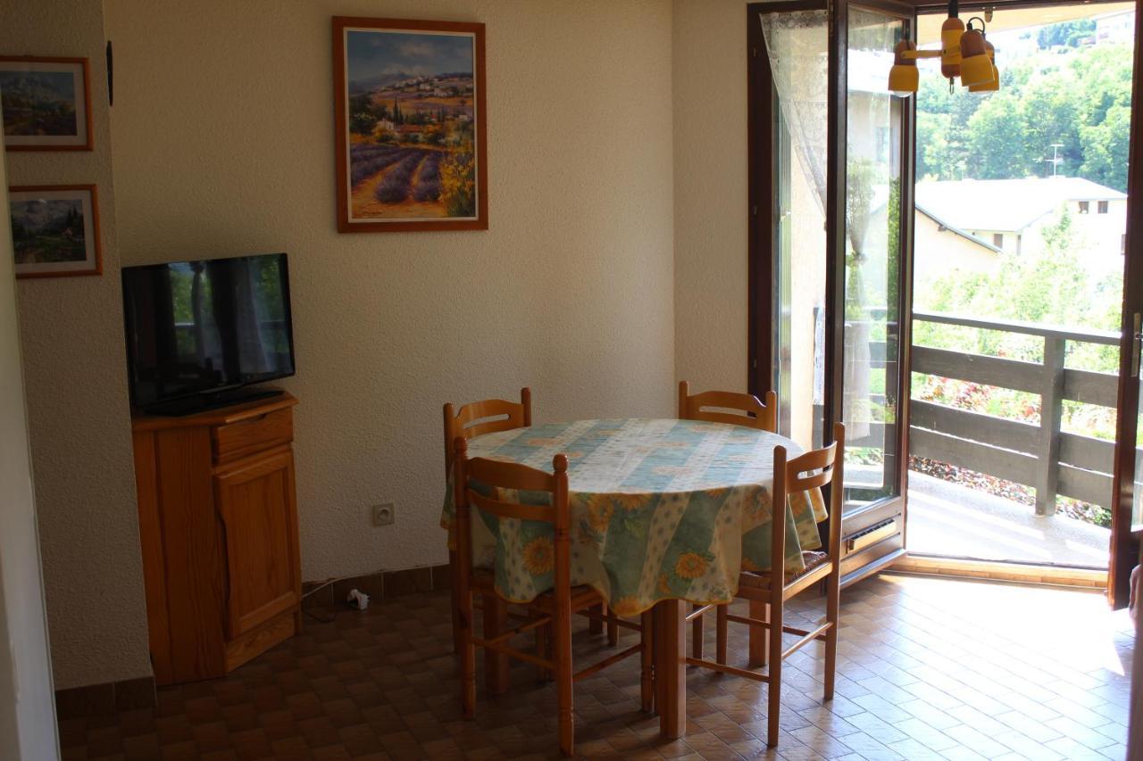 Appartement Au Calme, A Deux Pas Du Plan D Eau Embrun Eksteriør billede